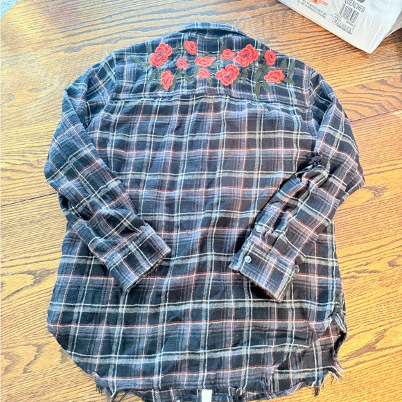American Eagle Oversized Flannel - Picture 6 of 6